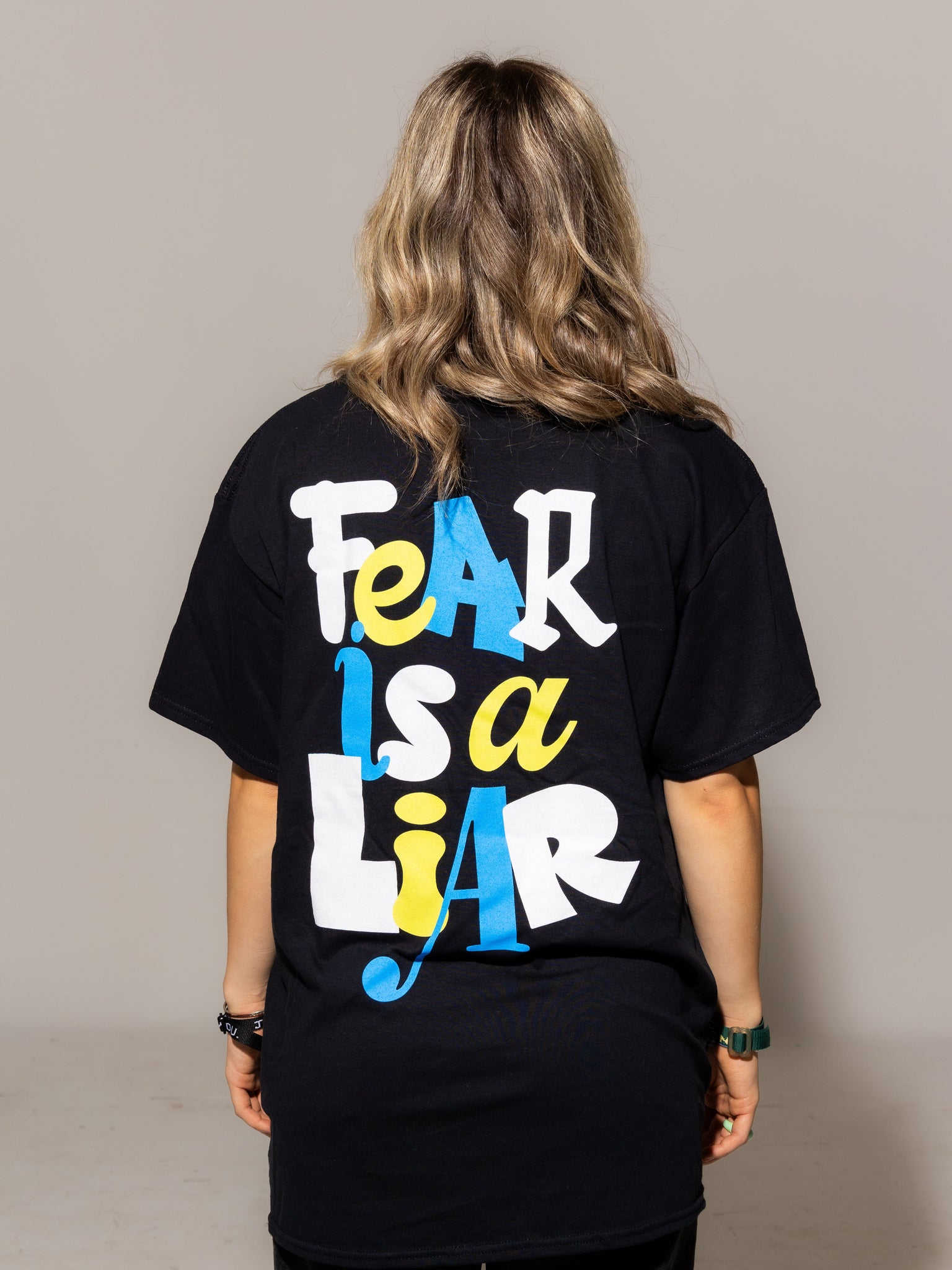 "Fear Is A Liar" Tee || Black
