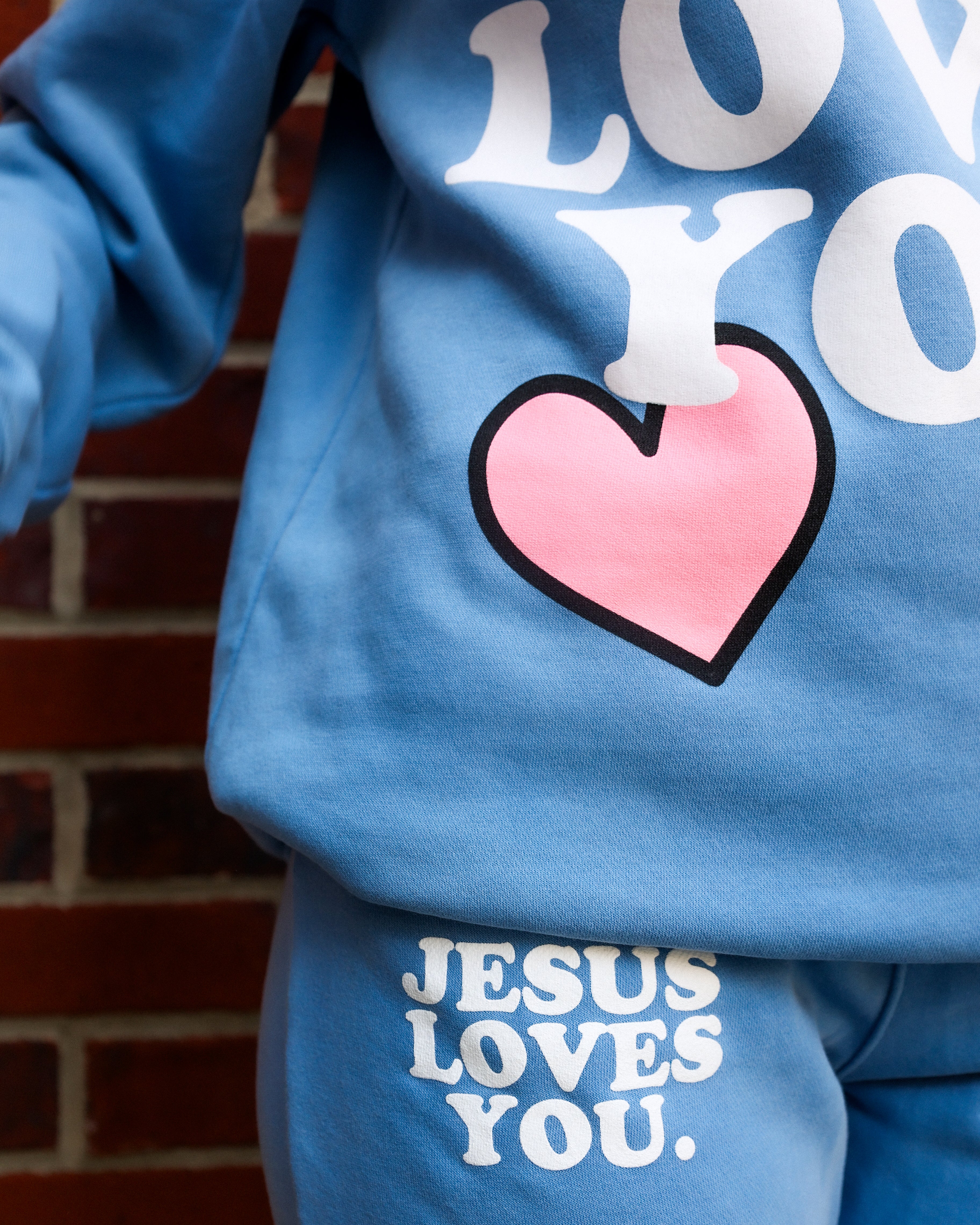 HOODIES CREWNECKS Jesus Loves You