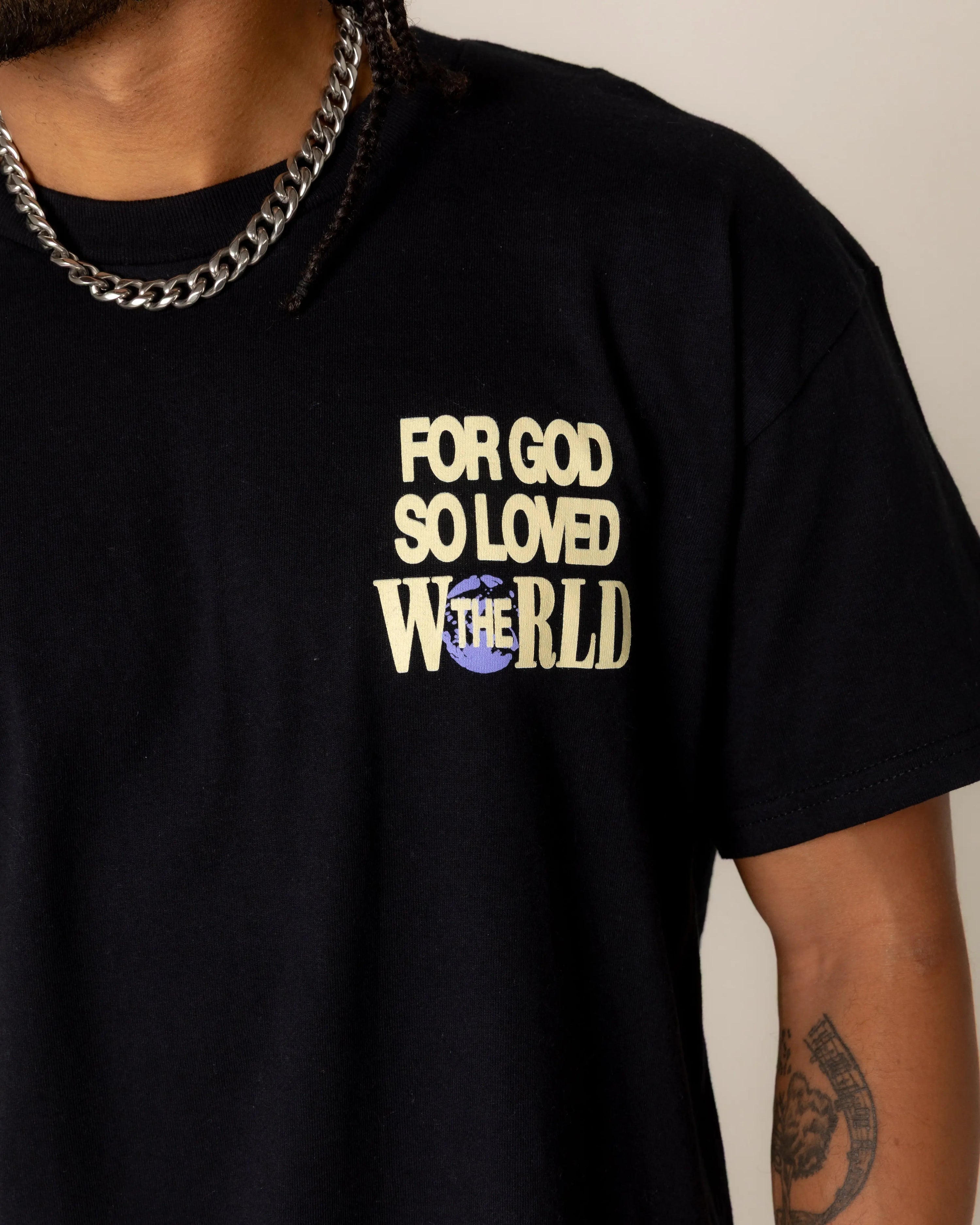"For God So Loved The World" Tee - SS T-Shirt | Jesus Loves You